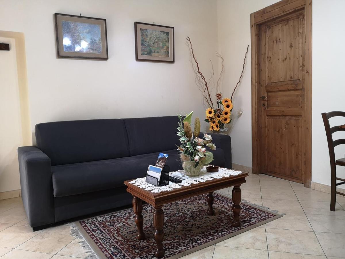 Guest House Le Grazie Orte Exterior foto